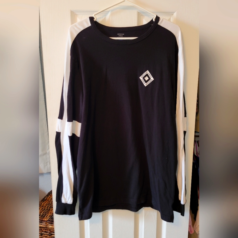 Men's American Eagle long sleeve size large